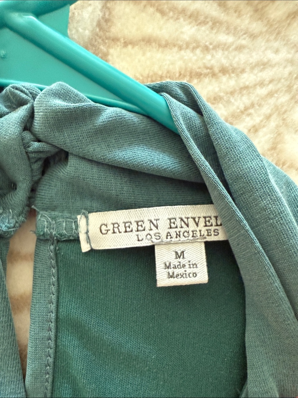Green Envelope Top - Picture 3 of 4
